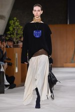 ロエベ 2016年秋冬ウィメンズコレクション - 有機的な世界から顔をだす、プレイフルな動物たち｜写真11