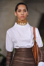 ロエベ 2016年秋冬ウィメンズコレクション - 有機的な世界から顔をだす、プレイフルな動物たち｜写真20