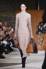 ロエベ 2016年秋冬ウィメンズコレクション - 有機的な世界から顔をだす、プレイフルな動物たち｜写真29