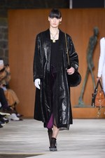 ロエベ 2016年秋冬ウィメンズコレクション - 有機的な世界から顔をだす、プレイフルな動物たち｜写真38