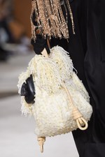 ロエベ 2016年秋冬ウィメンズコレクション - 有機的な世界から顔をだす、プレイフルな動物たち｜写真53