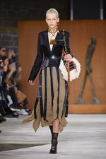 ロエベ 2016年秋冬ウィメンズコレクション - 有機的な世界から顔をだす、プレイフルな動物たち｜写真70