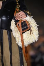 ロエベ 2016年秋冬ウィメンズコレクション - 有機的な世界から顔をだす、プレイフルな動物たち｜写真71