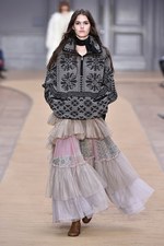 クロエ 2016-17年秋冬ウィメンズコレクション - 荒野を駆ける女性バイカー｜写真31