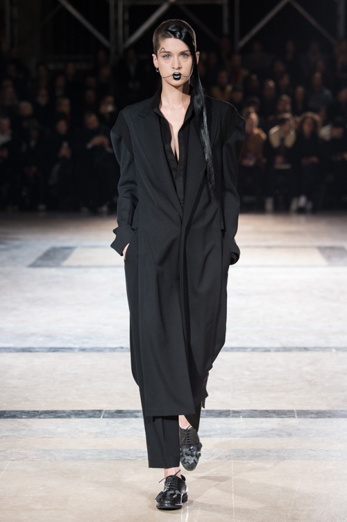 ヨウジヤマモト(Yohji Yamamoto) 2016-17年秋冬 ウィメンズコレクション  - 写真8