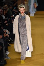 アンダーカバー 2016-17年秋冬ウィメンズコレクション - 失った恋を嘆き、哀愁を漂わせて｜写真11