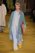 アンダーカバー 2016-17年秋冬ウィメンズコレクション - 失った恋を嘆き、哀愁を漂わせて｜写真13