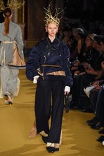 アンダーカバー 2016-17年秋冬ウィメンズコレクション - 失った恋を嘆き、哀愁を漂わせて｜写真54