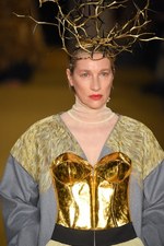 アンダーカバー 2016-17年秋冬ウィメンズコレクション - 失った恋を嘆き、哀愁を漂わせて｜写真67