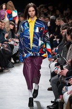 ジュリアン デイヴィッド 2016年秋冬ウィメンズコレクション - レトロな手法で描かれる日本アニメ｜写真21