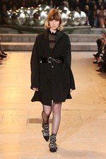 イザベル マラン 2016年秋冬コレクション - “英国パンク”挑発的な態度にいり混じるフェミニティ｜写真41