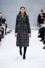 バレンシアガ 2016年秋冬コレクション - デムナ・ヴァザリアによる初シーズン｜写真4