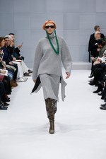 バレンシアガ 2016年秋冬コレクション - デムナ・ヴァザリアによる初シーズン｜写真10