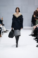 バレンシアガ 2016年秋冬コレクション - デムナ・ヴァザリアによる初シーズン｜写真23