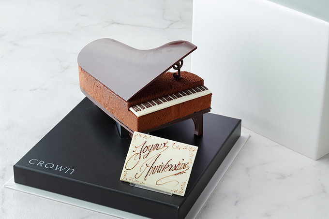 グランドピアノのような「ピアノ ショコラ」パレスホテル東京で発売 | 写真