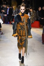 sacai 16年秋冬ウィメンズコレクション - “Love”への追求が新しいクリエーションを生む｜写真3