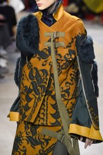 sacai 16年秋冬ウィメンズコレクション - “Love”への追求が新しいクリエーションを生む｜写真4