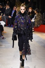 sacai 16年秋冬ウィメンズコレクション - “Love”への追求が新しいクリエーションを生む｜写真95