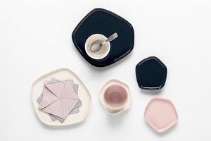 イッタラ×イッセイ ミヤケのホームコレクション - 食器を使用した特別メニューを＆ écléで展開 - ファッションプレス
