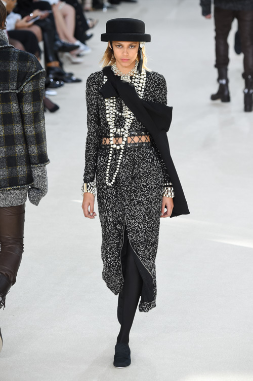 シャネル(CHANEL) 2016-17年秋冬 ウィメンズコレクション  - 写真112