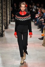 ポール & ジョー 2016-17年秋冬ウィメンズコレクション - ネコが駆け巡る、可憐な少女ルック｜写真10