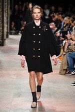 ポール & ジョー 2016-17年秋冬ウィメンズコレクション - ネコが駆け巡る、可憐な少女ルック｜写真38