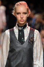 ポール & ジョー 2016-17年秋冬ウィメンズコレクション - ネコが駆け巡る、可憐な少女ルック｜写真50