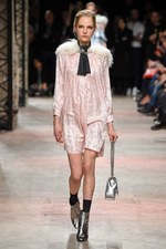 ポール & ジョー 2016-17年秋冬ウィメンズコレクション - ネコが駆け巡る、可憐な少女ルック｜写真51