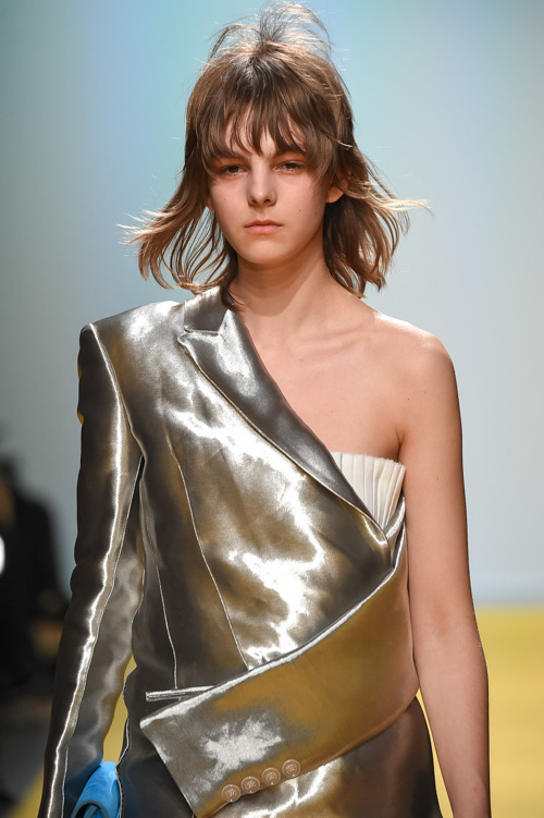 オフ-ホワイト  2016-17年秋冬 <span>コレクション</span> - 写真10