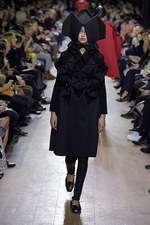ジュンヤ ワタナベ・コム デ ギャルソン 2016年秋冬コレクション - 同じ形の連続による超構築性 - ファッションプレス