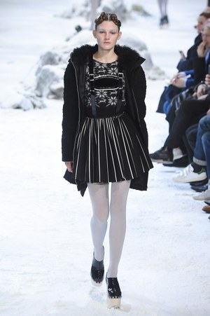 モンクレール ガム・ルージュ(MONCLER GAMME ROUGE) 2016-17年秋冬 ウィメンズコレクション  - 写真7