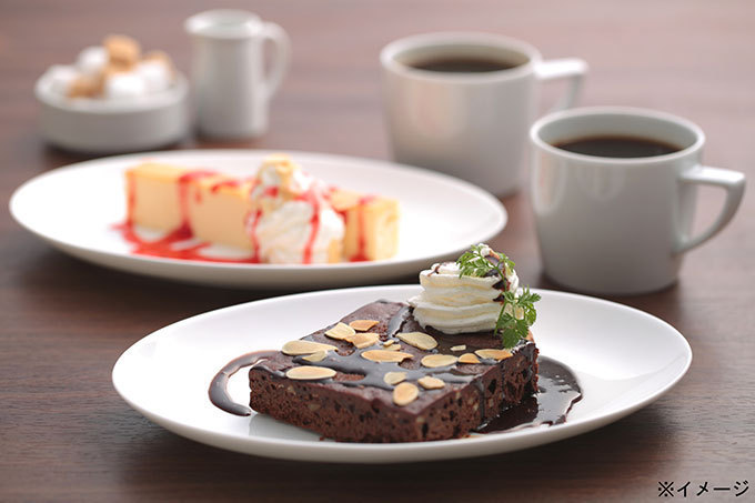 レストラン型映画館「プレミアム・ダイニング・シネマ」が福岡に - リラックス空間で映画と食事を｜写真10