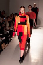 ロイヤル カレッジ オブ アート　ファッションコースの2011年卒業ショーレポート｜写真1