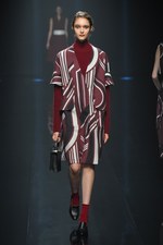 ハナエモリ マニュスクリ 2016-17年秋冬コレクション - 無機物と有機物の融合｜写真12