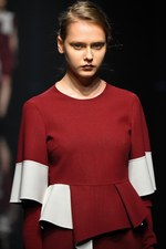 ハナエモリ マニュスクリ 2016-17年秋冬コレクション - 無機物と有機物の融合｜写真22