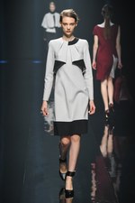 ハナエモリ マニュスクリ 2016-17年秋冬コレクション - 無機物と有機物の融合｜写真26