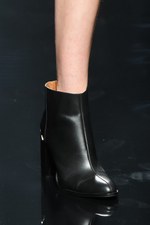 ハナエモリ マニュスクリ 2016-17年秋冬コレクション - 無機物と有機物の融合｜写真37