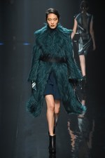 ハナエモリ マニュスクリ 2016-17年秋冬コレクション - 無機物と有機物の融合｜写真38