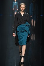 ハナエモリ マニュスクリ 2016-17年秋冬コレクション - 無機物と有機物の融合｜写真46