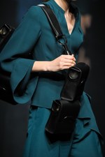 ハナエモリ マニュスクリ 2016-17年秋冬コレクション - 無機物と有機物の融合｜写真55