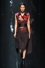 ハナエモリ マニュスクリ 2016-17年秋冬コレクション - 無機物と有機物の融合｜写真60