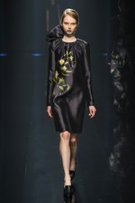 ハナエモリ マニュスクリ 2016-17年秋冬コレクション - 無機物と有機物の融合｜写真65