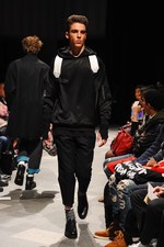 ディスカバード 2016年秋冬コレクション - 人を想うということ、旅に出てわかる成長を洋服に｜写真40