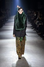 ドリス ヴァン ノッテン 2016年秋冬コレクション - 性差を越えた美、デカダンスな生き方を真似て｜写真42