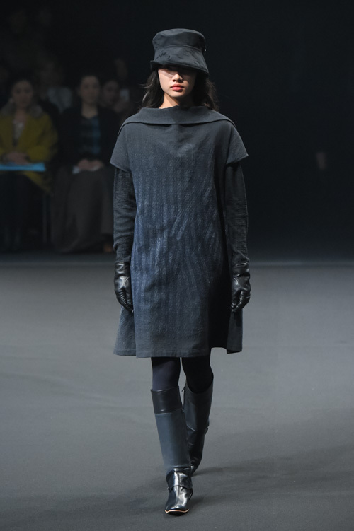 まとふ 2016-17年秋冬 <span>コレクション</span> - 写真5