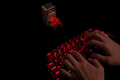 日本初上陸！話題のBluetooth搭載レーザーキーボード「マジックキューブ」 Android/iPhone/iPad対応