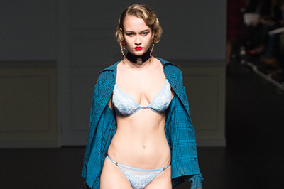 ブラジャー｜ピーチ・ジョン 2016年秋冬コレクション - 約10年ぶりのショー、レトロなパリジェンヌスタイル