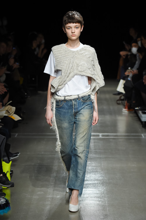 モトヒロ タンジ 2016-17年秋冬 <span>コレクション</span> - 写真5