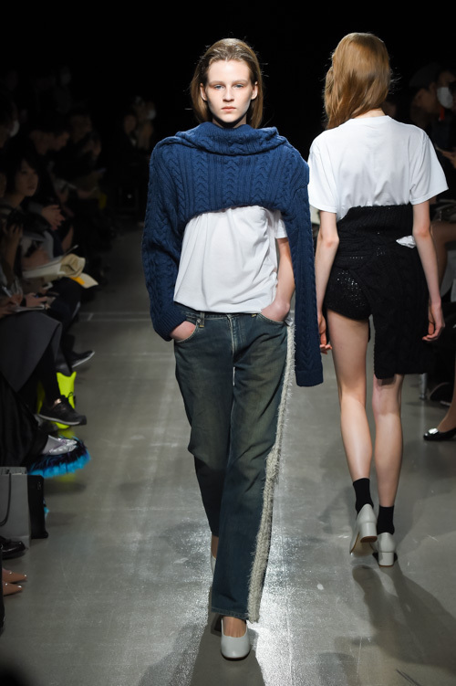 モトヒロ タンジ 2016-17年秋冬 <span>コレクション</span> - 写真11