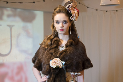 バイユー(byU) 2016-17年秋冬  ウィメンズ